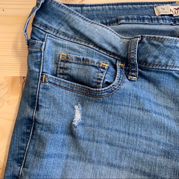 Women’s Hollister Skinny Jeans - Picture 12 of 15